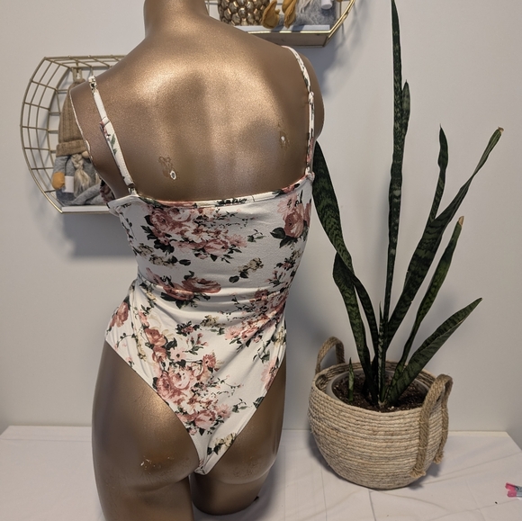 SOLD - Picture 3 of 8